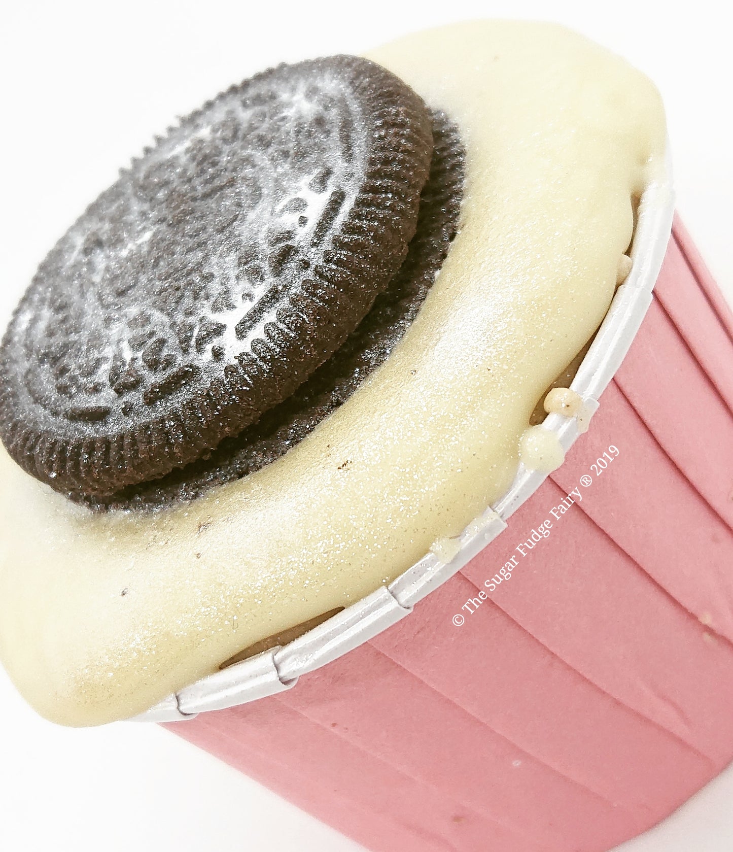 Cookies and Cream Fudge Cup