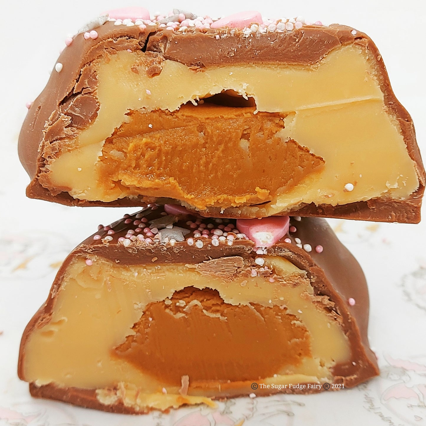 Stuffed Fudge Heart (Biscoff)