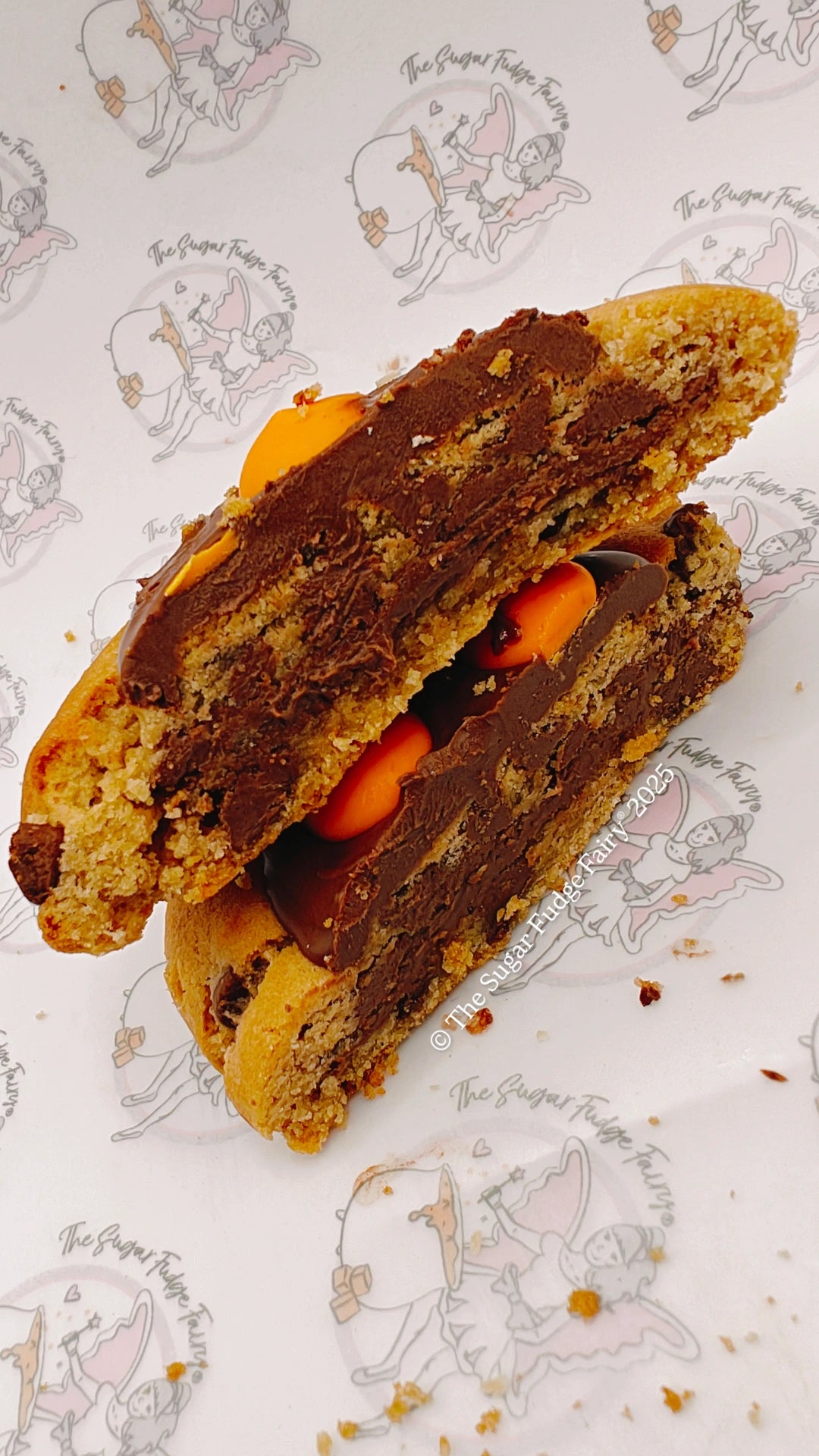 NYC Stuffed Cookie (Chocolate Orange)