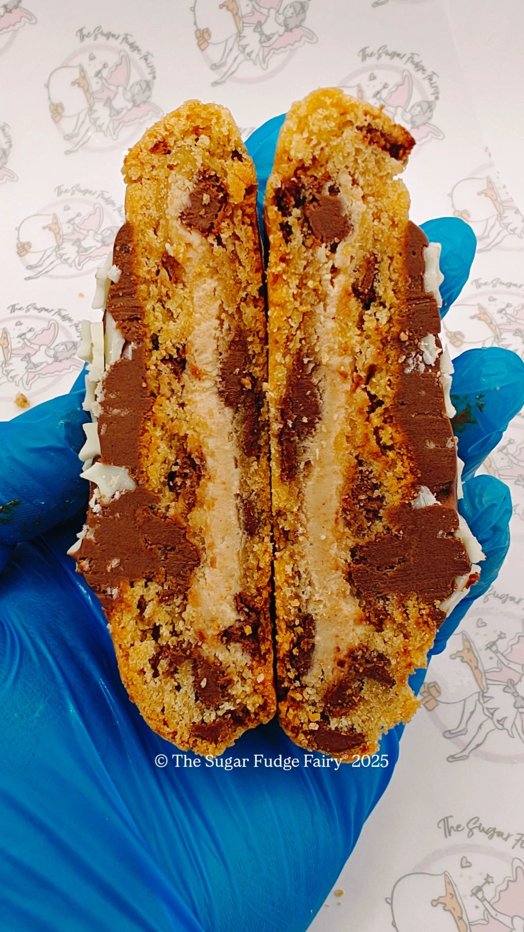 NYC Stuffed Cookie (Kinder)