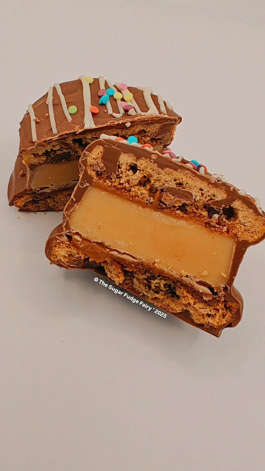 Chocolate Chip Cookie Fudge Sandwich