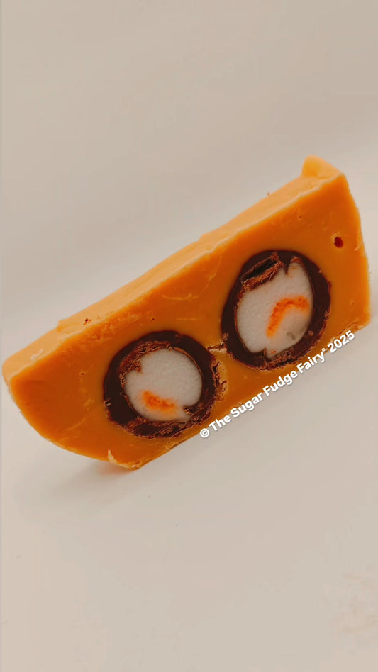 Vanilla Fudge Slice with Creme Egg
