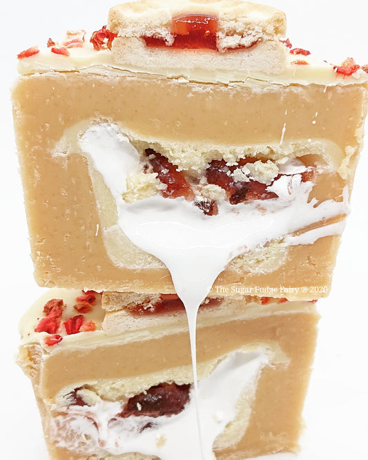 Strawberry and Marshmallow Fudge Cup
