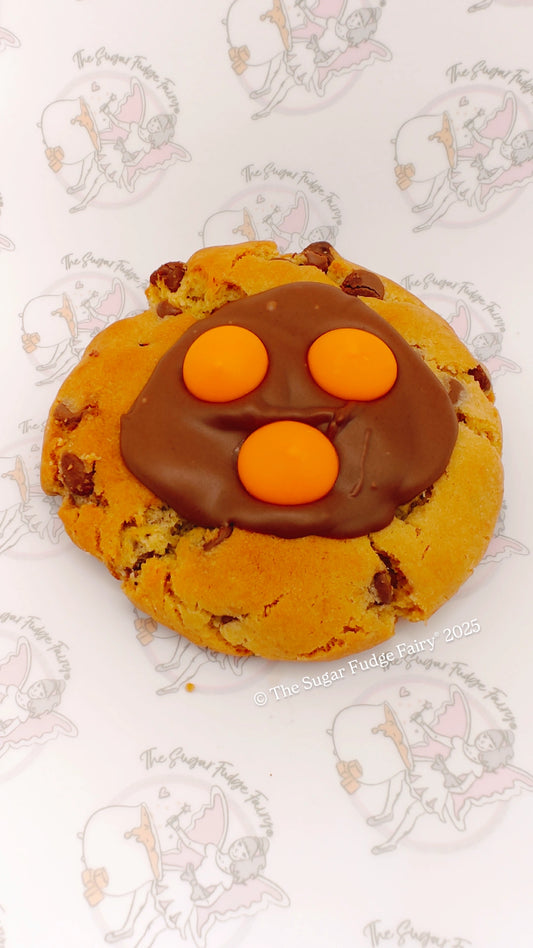 NYC Stuffed Cookie (Chocolate Orange)